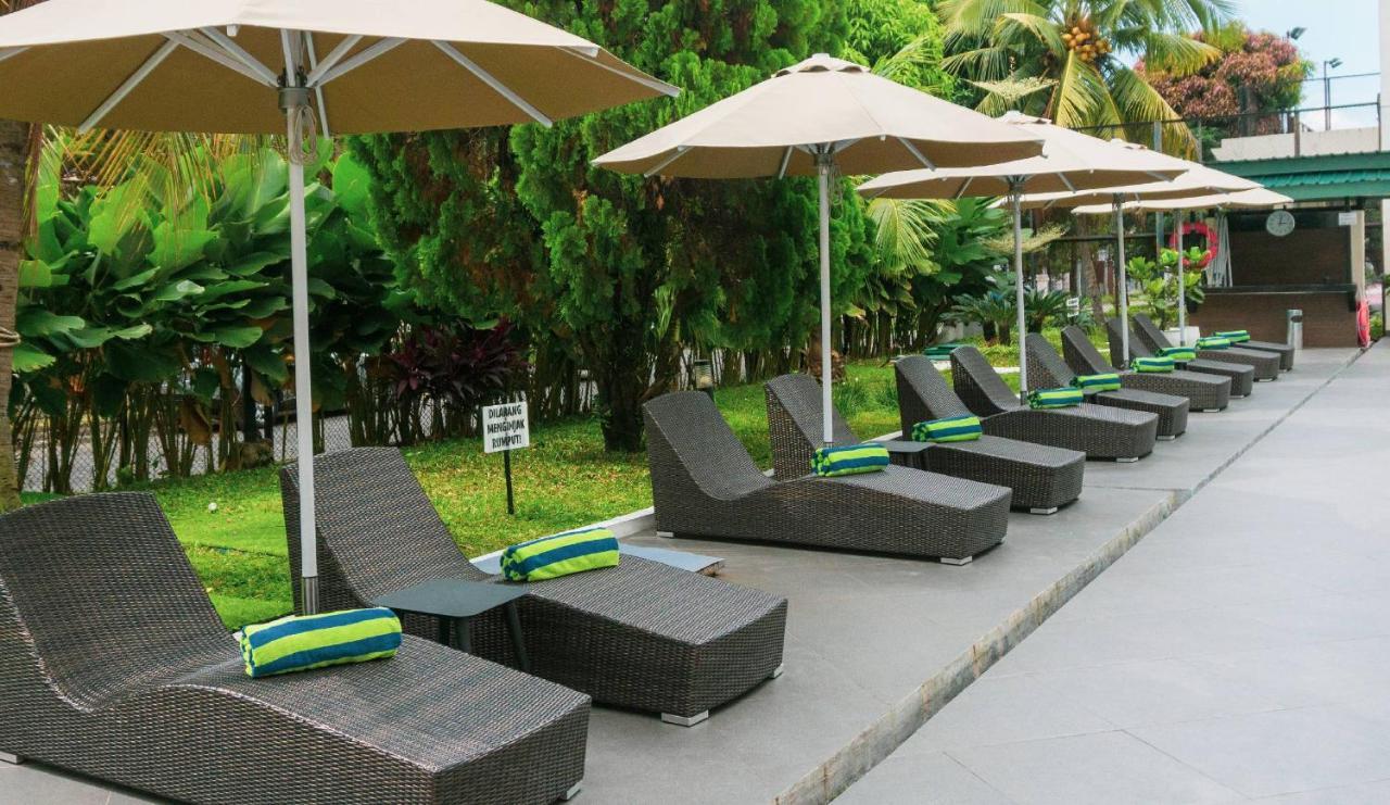 Emerald Garden International Hotel Medan Ngoại thất bức ảnh