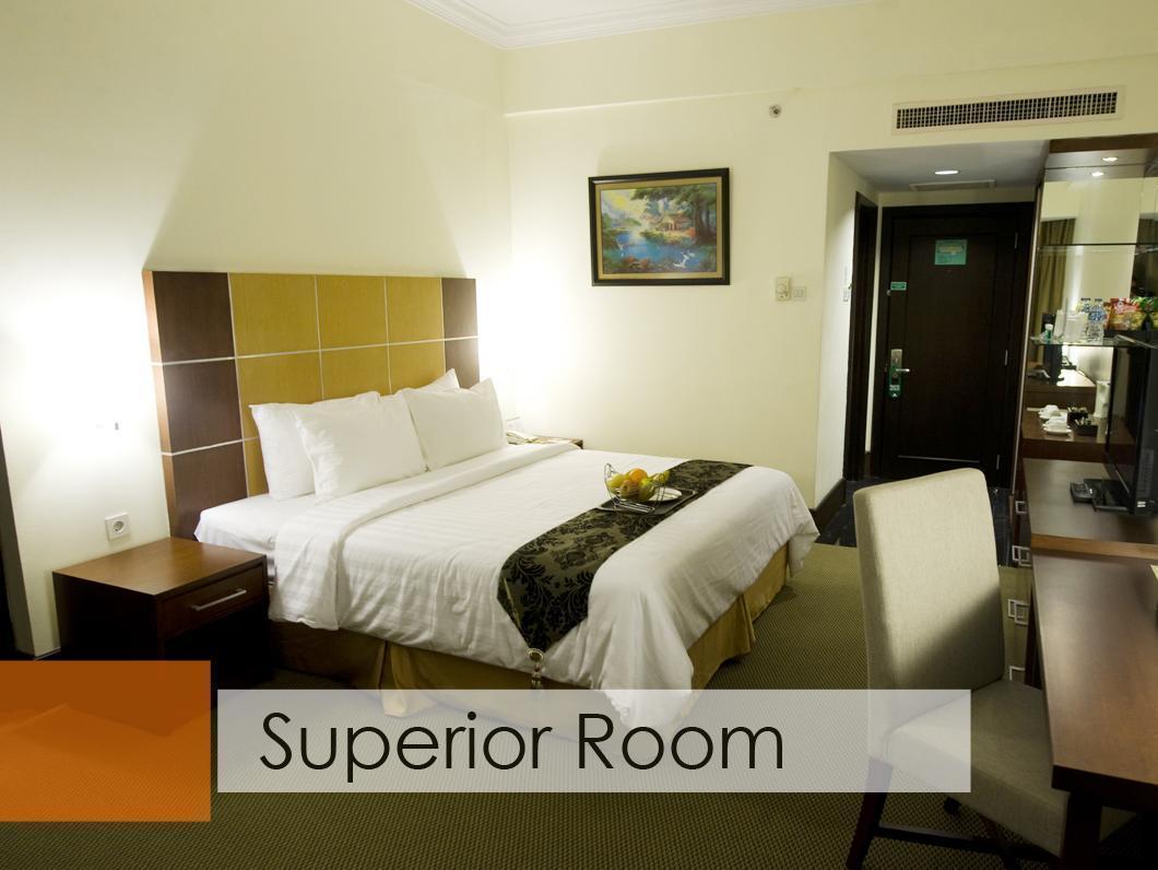 Emerald Garden International Hotel Medan Ngoại thất bức ảnh